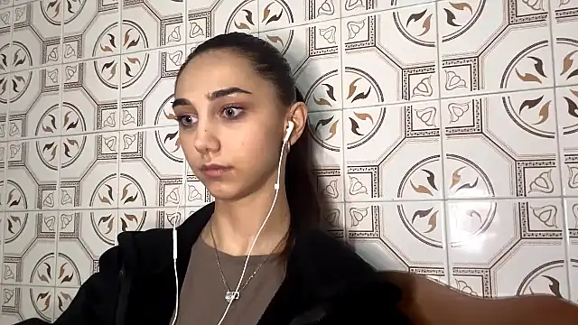 LinaMour online show from 11-16-25, 10:24