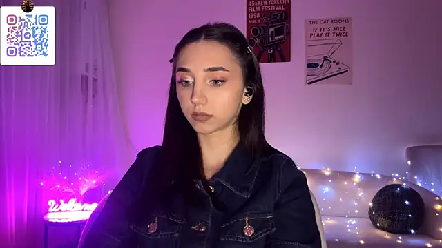 LinaMour online show from 03-27-26, 01:25