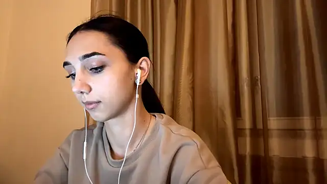 LinaMour online show from 10-12-25, 10:11