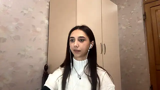 LinaMour online show from 10-11-25, 10:22