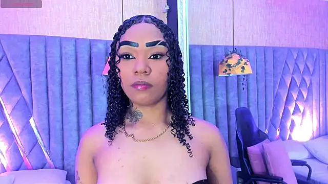 SkylerBloomm online show from 06-19-26, 08:03