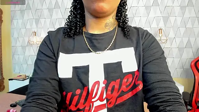 SkylerBloomm online show from 11-21-25, 03:16