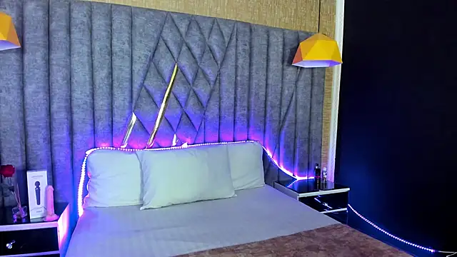 SkylerBloomm online show from 02-14-26, 03:07