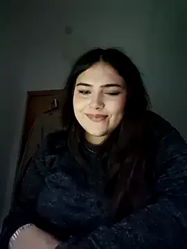 Snapshot of KatieLace chatting on 10-13-25, 04:52 KatieLace online show from 10-13-25, 04:52