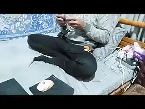 yazinyazin1 online show from 03-14-26, 04:46