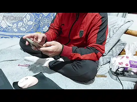 yazinyazin1 online show from 02-24-26, 05:36