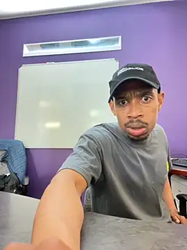 fitsexyman online show from 11-18-25, 12:30