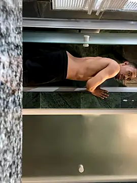 fitsexyman online show from 11-26-25, 07:41