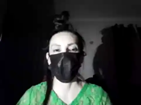 Snapshot of Ladyetcetera chatting on 10-26-25, 12:00 Ladyetcetera online show from 10-26-25, 12:00