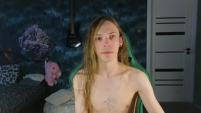 Snapshot of artass2 chatting on 06-14-26, 01:46 artass2 online show from 06-14-26, 01:46