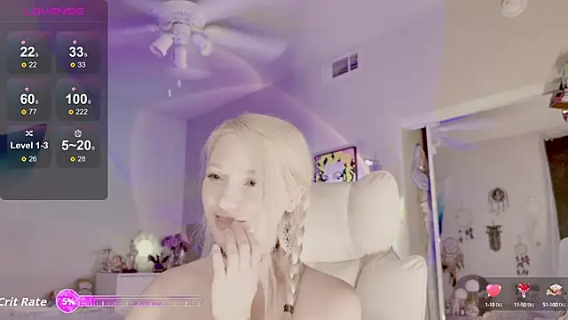 Snapshot of Talulaa chatting on 09-12-25, 07:46 Talulaa online show from 09-12-25, 07:46