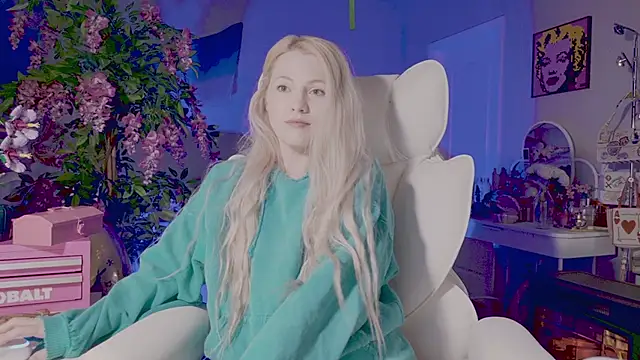 Talulaa online show from 04-06-26, 07:04