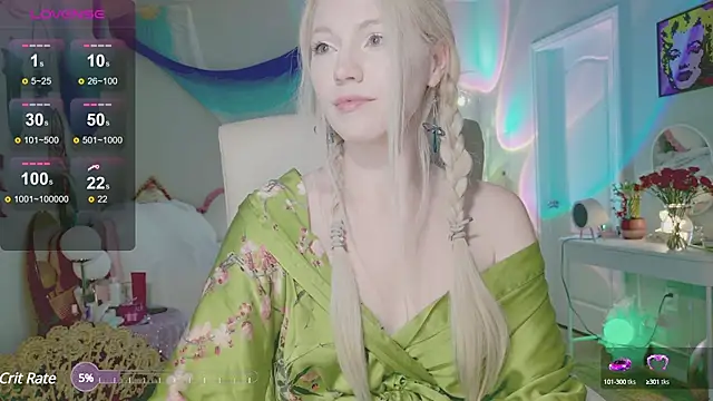 Snapshot of Talulaa chatting on 03-18-25, 12:40 Talulaa online show from 03-18-25, 12:40
