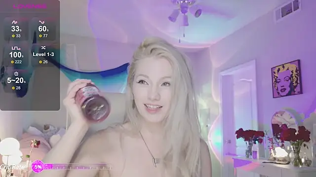 Snapshot of Talulaa chatting on 01-30-25, 12:18 Talulaa online show from 01-30-25, 12:18