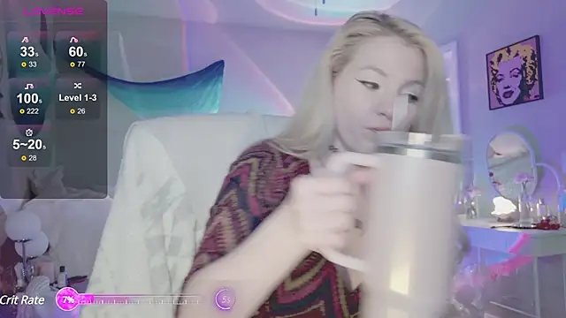 Snapshot of Talulaa chatting on 01-09-25, 08:44 Talulaa online show from 01-09-25, 08:44