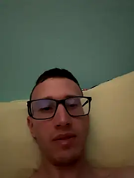 Snapshot of eba96 chatting on 11-23-25, 11:31 eba96 online show from 11-23-25, 11:31