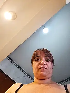 Snapshot of isabella931054 chatting on 09-29-25, 04:01 isabella931054 online show from 09-29-25, 04:01