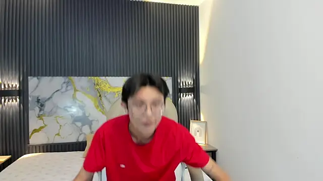 SantiagoRusso18 online show from 11-23-25, 02:54