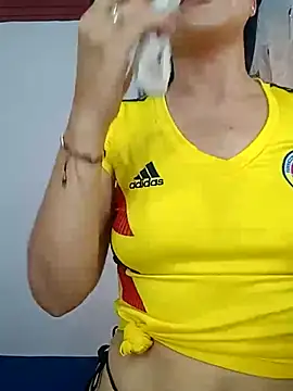 SaraNixx online show from 09-13-25, 08:20