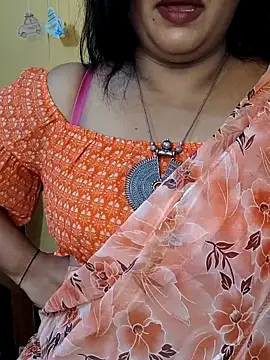 Snapshot of Angel0731 chatting on 06-06-26, 05:51 Angel0731 online show from 06-06-26, 05:51
