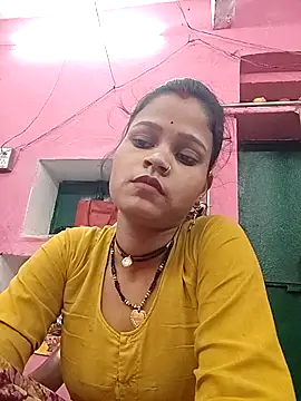 Snapshot of Manvi_tyagi chatting on 10-23-25, 09:52 Manvi tyagi online show from 10-23-25, 09:52