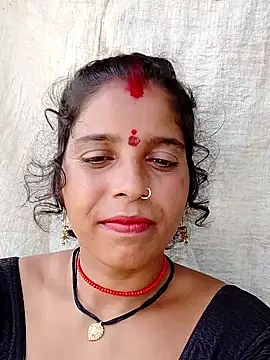 Snapshot of Manvi_tyagi chatting on 09-11-25, 06:35 Manvi tyagi online show from 09-11-25, 06:35