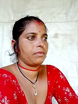 Snapshot of Manvi_tyagi chatting on 09-16-25, 09:21 Manvi tyagi online show from 09-16-25, 09:21