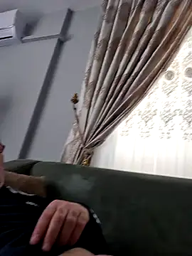 ricardorodriguez31 online show from 12-19-25, 11:45