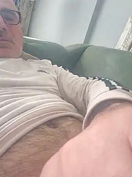 ricardorodriguez31 online show from 04-06-26, 11:11