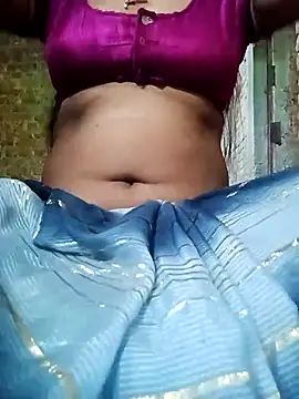 Snapshot of Sapnaji500 chatting on 10-07-25, 06:03 Sapnaji500 online show from 10-07-25, 06:03