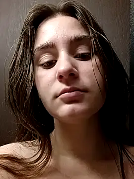 freakylittlebitch69 online show from 10-08-25, 03:13