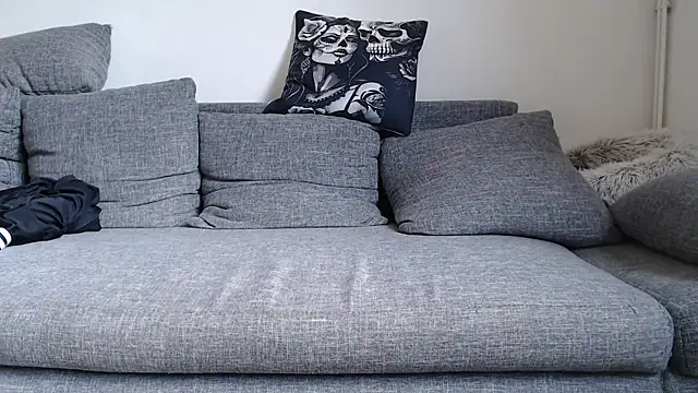 Snapshot of sexpourvous chatting on 12-15-25, 01:17 sexpourvous online show from 12-15-25, 01:17