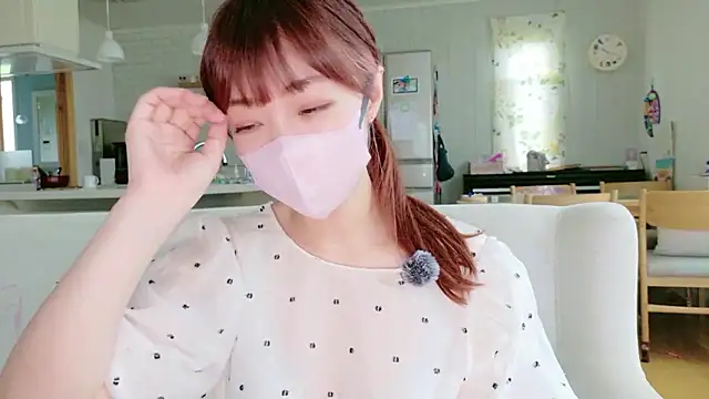Snapshot of SUZU_1201 chatting on 07-11-26, 01:17 SUZU 1201 online show from 07-11-26, 01:17