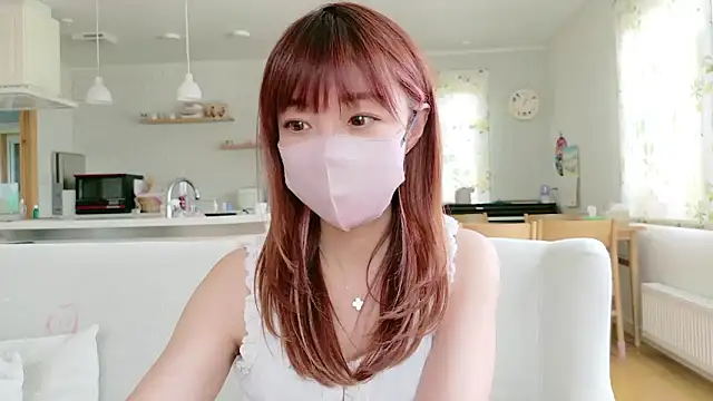 Snapshot of SUZU_1201 chatting on 05-07-26, 04:06 SUZU 1201 online show from 05-07-26, 04:06