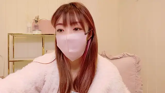Snapshot of SUZU_1201 chatting on 09-30-25, 12:05 SUZU 1201 online show from 09-30-25, 12:05