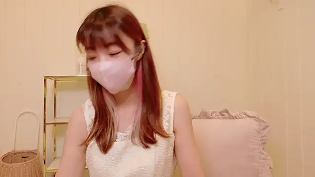 Snapshot of SUZU_1201 chatting on 10-01-25, 12:06 SUZU 1201 online show from 10-01-25, 12:06
