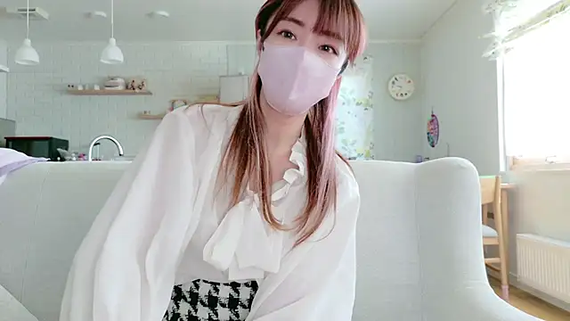 SUZU 1201 online show from 04-09-26, 12:34