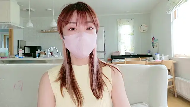 Snapshot of SUZU_1201 chatting on 05-11-26, 12:45 SUZU 1201 online show from 05-11-26, 12:45