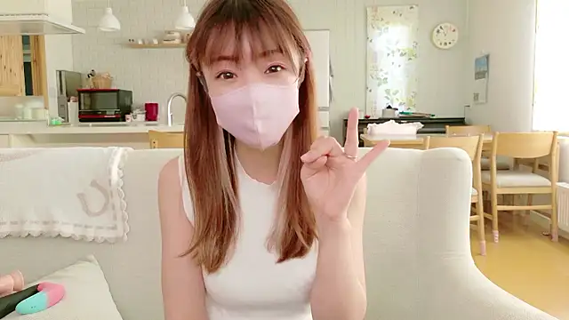 Snapshot of SUZU_1201 chatting on 10-04-25, 02:02 SUZU 1201 online show from 10-04-25, 02:02