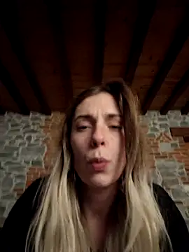 Snapshot of SexyAlya chatting on 11-08-25, 11:41 SexyAlya online show from 11-08-25, 11:41