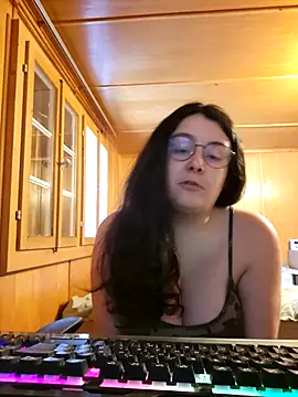 YoungLiisaxx online show from 01-09-26, 01:51