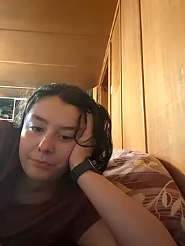 YoungLiisaxx online show from 09-18-25, 05:10