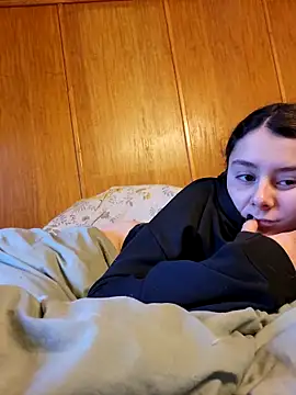 YoungLiisaxx online show from 12-02-25, 07:10