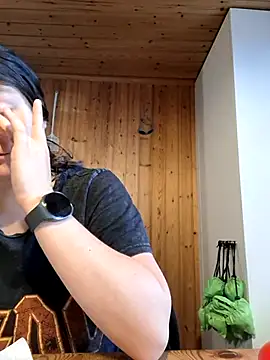 YoungLiisaxx online show from 10-27-25, 08:26