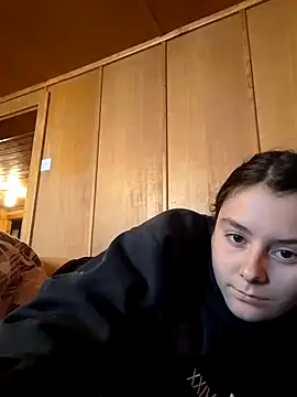 YoungLiisaxx online show from 09-16-25, 07:42