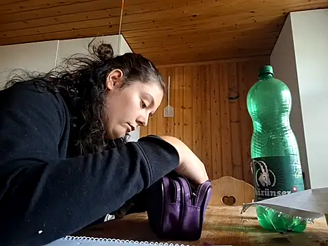 YoungLiisaxx online show from 09-22-25, 02:01