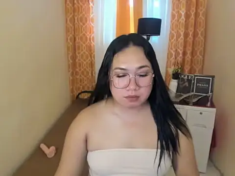 TsUncutKaren online show from 04-12-26, 05:33