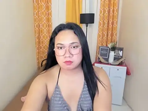 TsUncutKaren online show from 04-15-26, 08:09