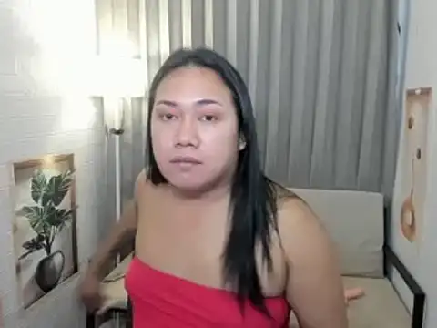 Snapshot of TsUncutKaren chatting on 02-06-26, 05:25 TsUncutKaren online show from 02-06-26, 05:25