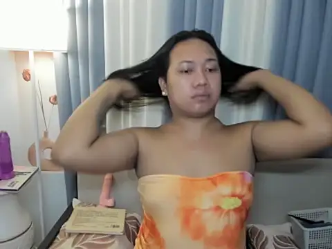 TsUncutKaren online show from 11-12-25, 04:33